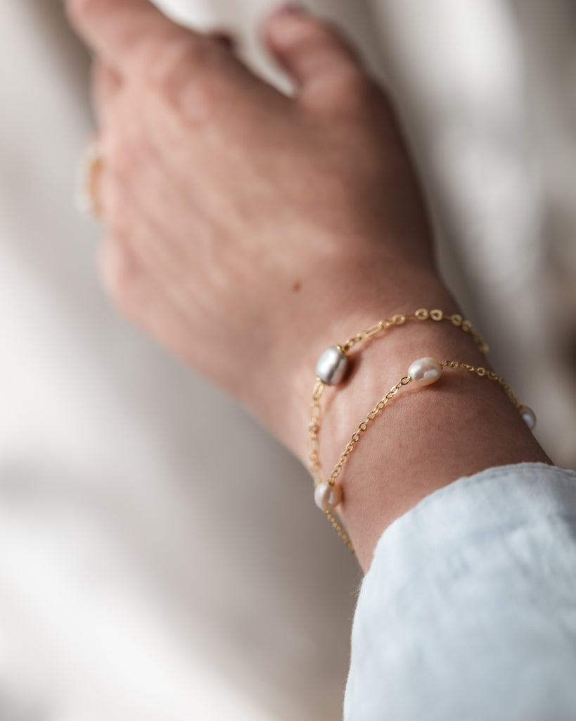 Pulseira Delicate Pérolas