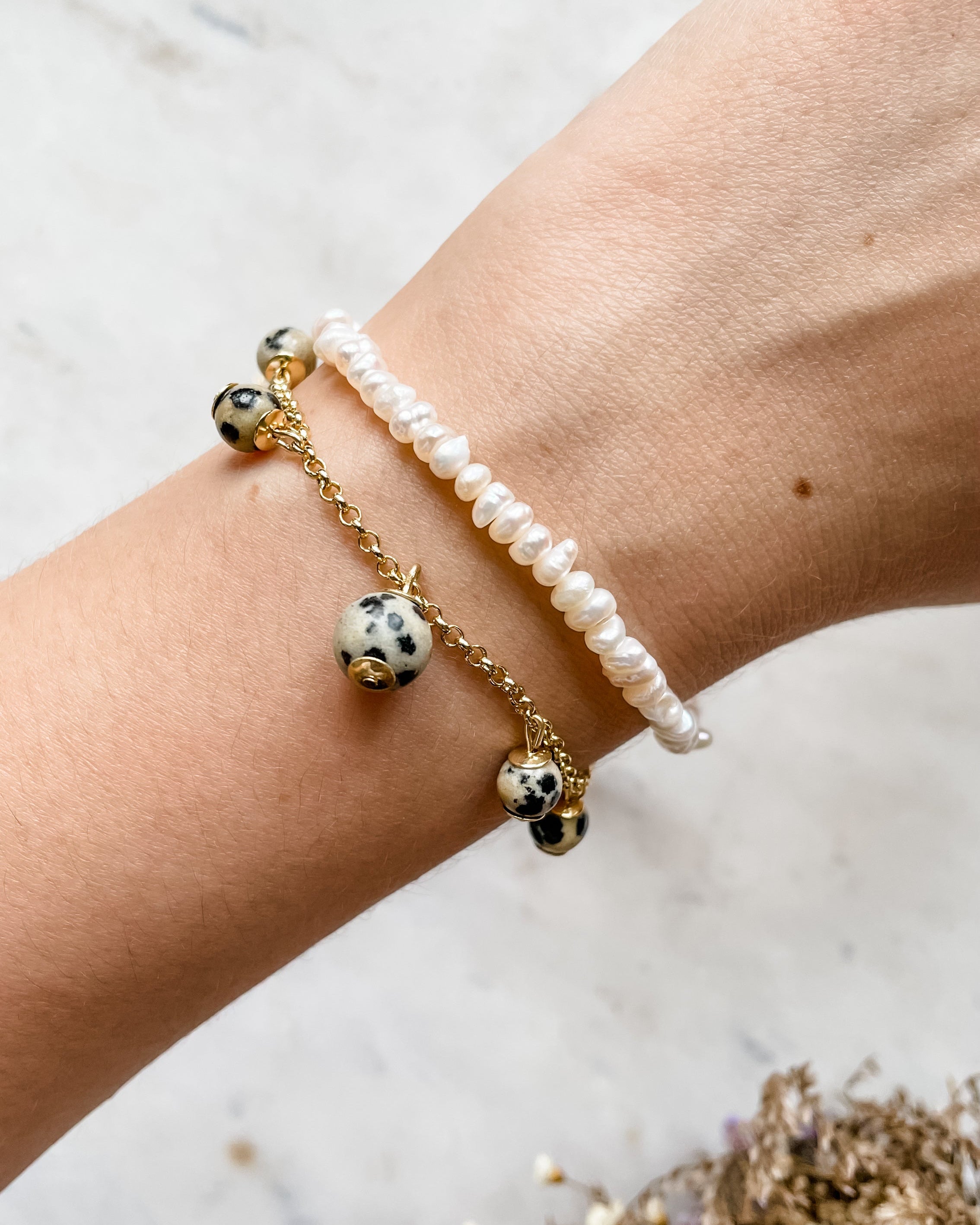 Pulseira Mini Pérolas Barrocas