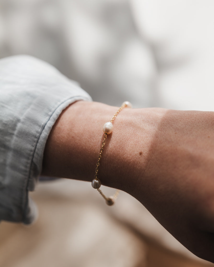 Pulseira Delicate Pérolas